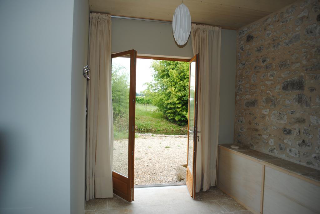 Les Foucauds Hotel Saint-Quentin-de-Caplong Phòng bức ảnh