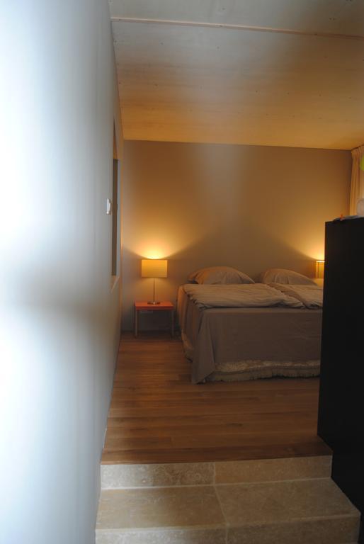 Les Foucauds Hotel Saint-Quentin-de-Caplong Phòng bức ảnh