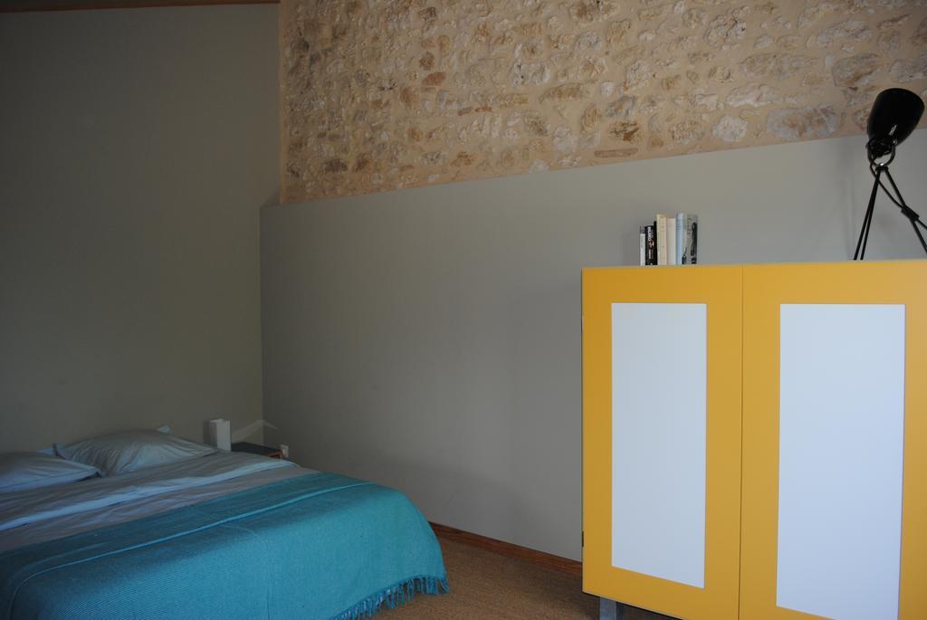 Les Foucauds Hotel Saint-Quentin-de-Caplong Phòng bức ảnh
